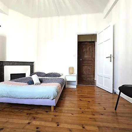 Le Bout Du Pont - 5 Min A Pied De La Gare Villebourbon Et De L'hypercentre - Vue Sur Pont Vieux - Grande Terrasse - 8 Couchages - 3 Spacieuses - 4 Lits - Places De Stationnement Gratuites Au Pied De L'immeuble Montauban