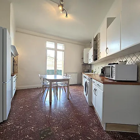 Le Bout Du Pont - 5 Min A Pied De La Gare Villebourbon Et De L'hypercentre - Vue Sur Pont Vieux - Grande Terrasse - 8 Couchages - 3 Spacieuses - 4 Lits - Places De Stationnement Gratuites Au Pied De L'immeuble Montauban