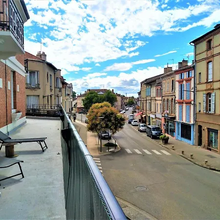 Daire Le Bout Du Pont - 5 Min A Pied De La Gare Villebourbon Et De L'hypercentre - Vue Sur Pont Vieux - Grande Terrasse - 8 Couchages - 3 Spacieuses - 4 Lits - Places De Stationnement Gratuites Au Pied De L'immeuble