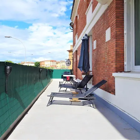 Le Bout Du Pont - 5 Min A Pied De La Gare Villebourbon Et De L'hypercentre - Vue Sur Pont Vieux - Grande Terrasse - 8 Couchages - 3 Spacieuses - 4 Lits - Places De Stationnement Gratuites Au Pied De L'immeuble Montauban