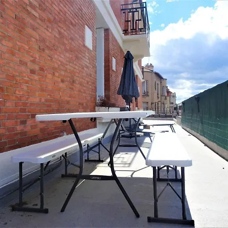 Gare Villebourbon Terrace View: Spacious 3-bedroom Near Center Apartment Montauban