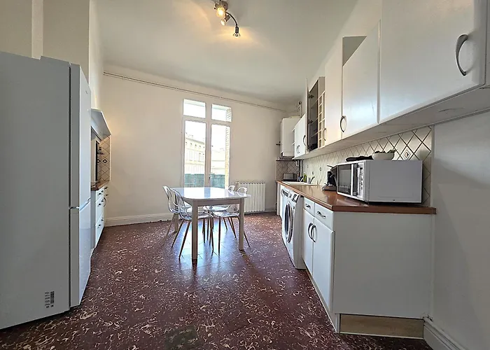 Le Bout Du Pont - 5 Min A Pied De La Gare Villebourbon Et De L'hypercentre - Vue Sur Pont Vieux - Grande Terrasse - 8 Couchages - 3 Spacieuses - 4 Lits - Places De Stationnement Gratuites Au Pied De L'immeuble Montauban